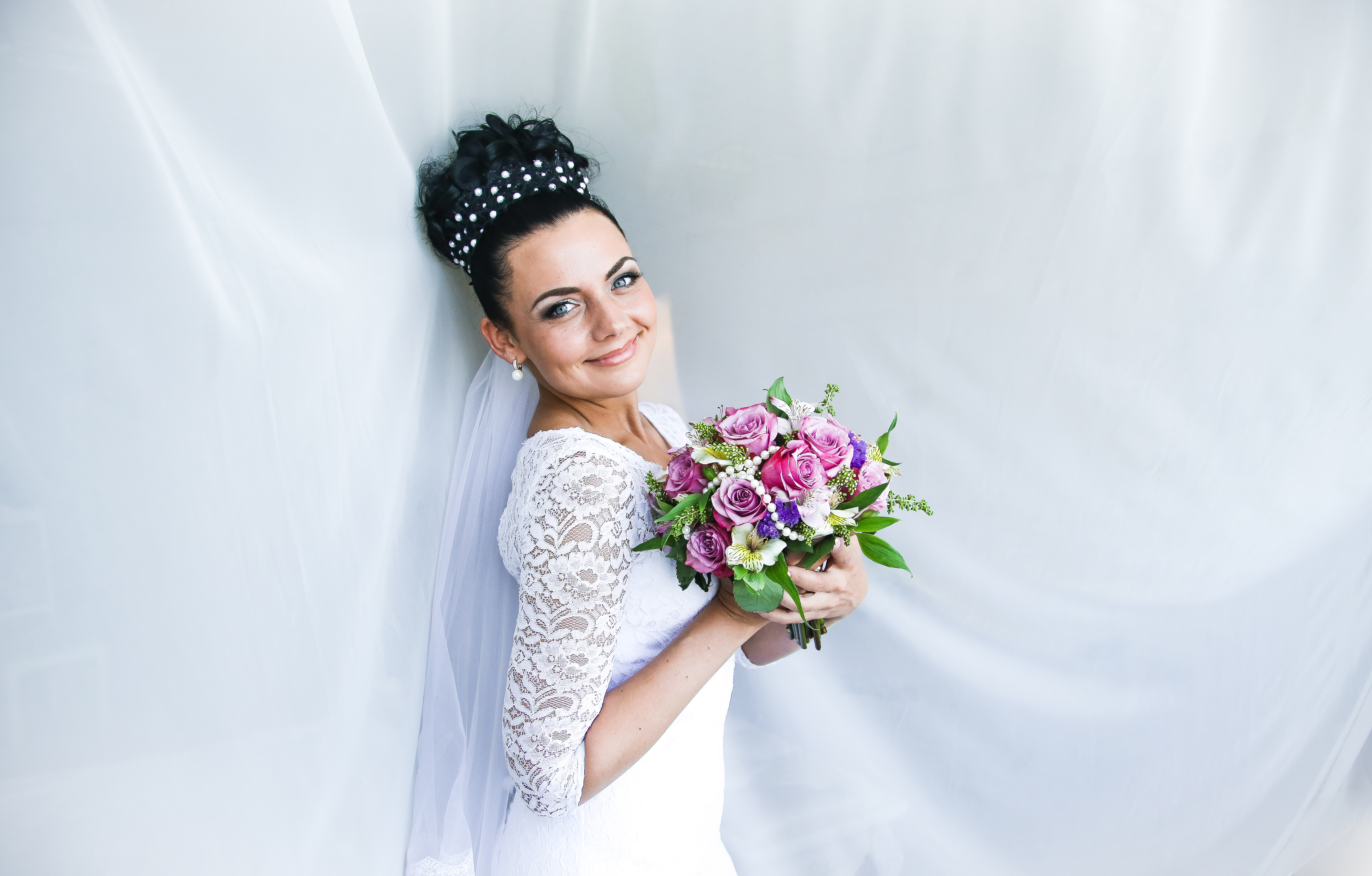 7 destinations where you can have a snowy white wedding