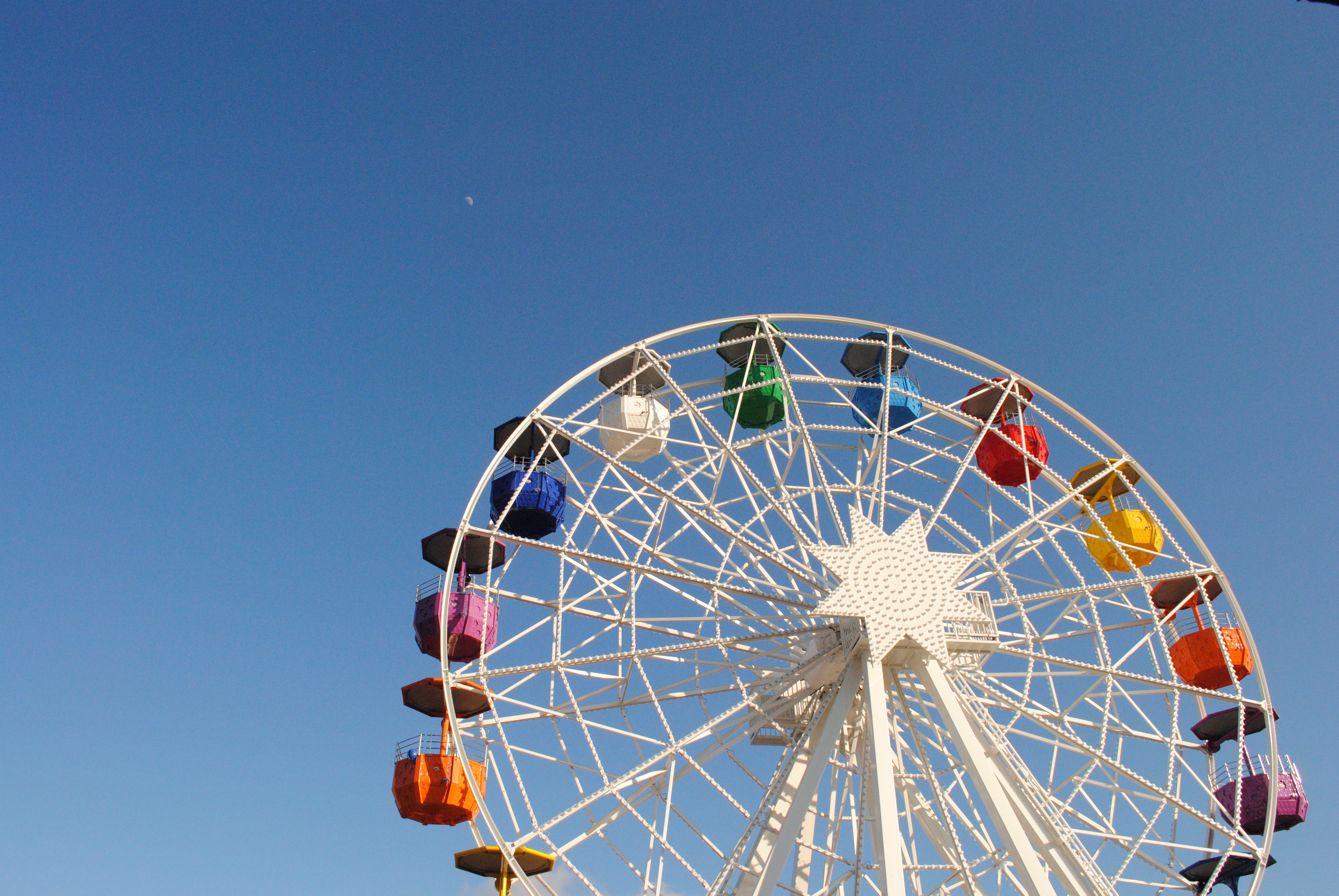 10 Weirdest Summer Festivals of America