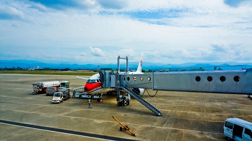 Tips To Survive Long Haul Flights