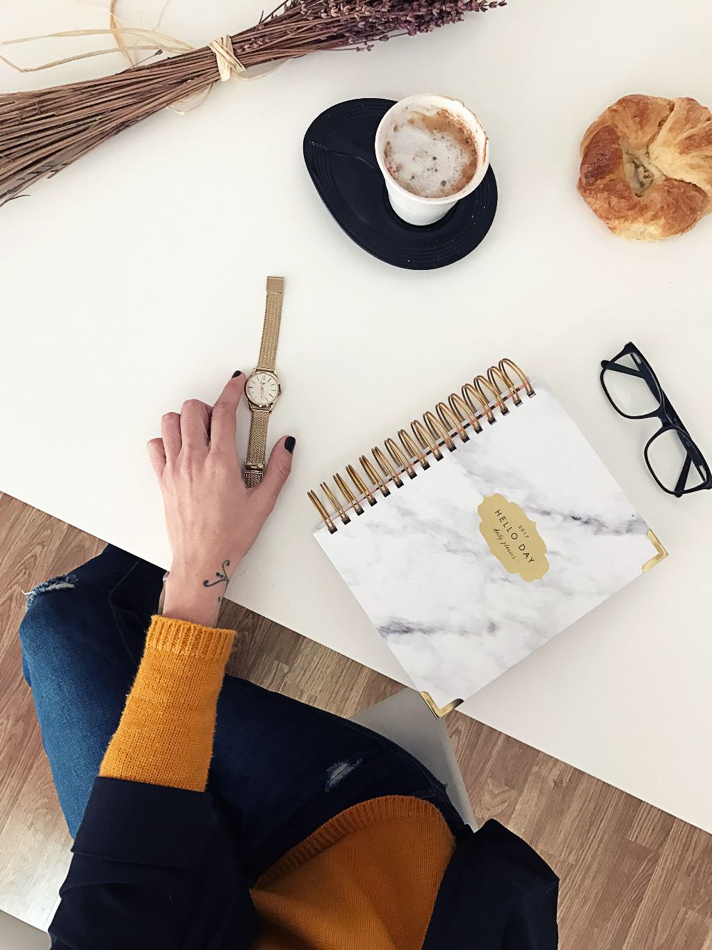 List Of Essentials While Traveling
