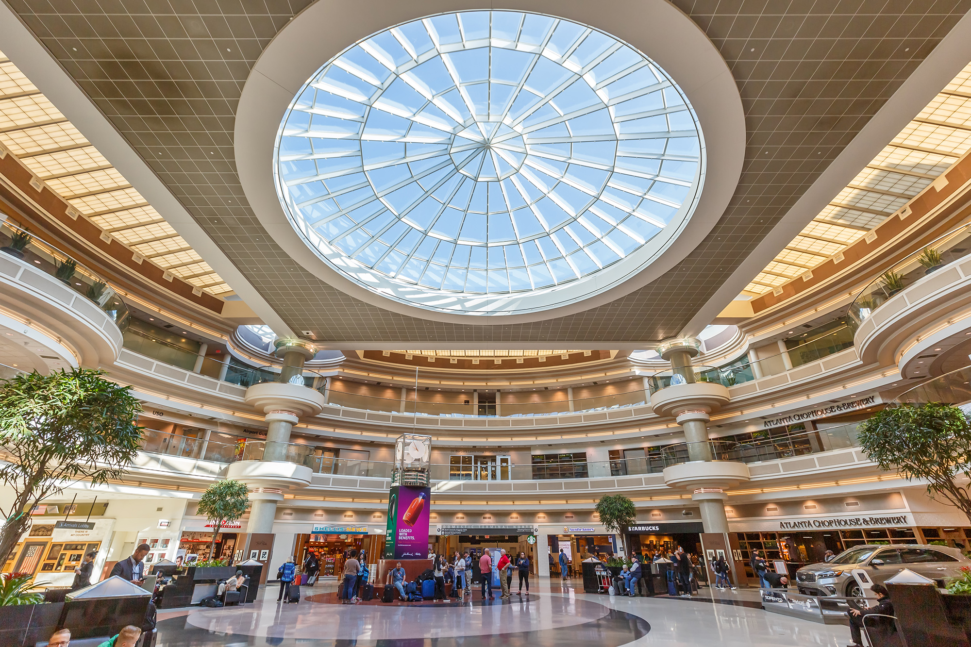 Runway Royalty: USA's Best 10 Airports