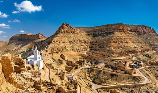 Journey Through Time: A Whirlwind Adventure to Historical Tunisia