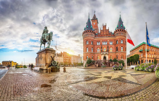 Ultimate Travel Guide to Sweden: Explore the Land of Stunning Landscapes and Rich History 🇸🇪
